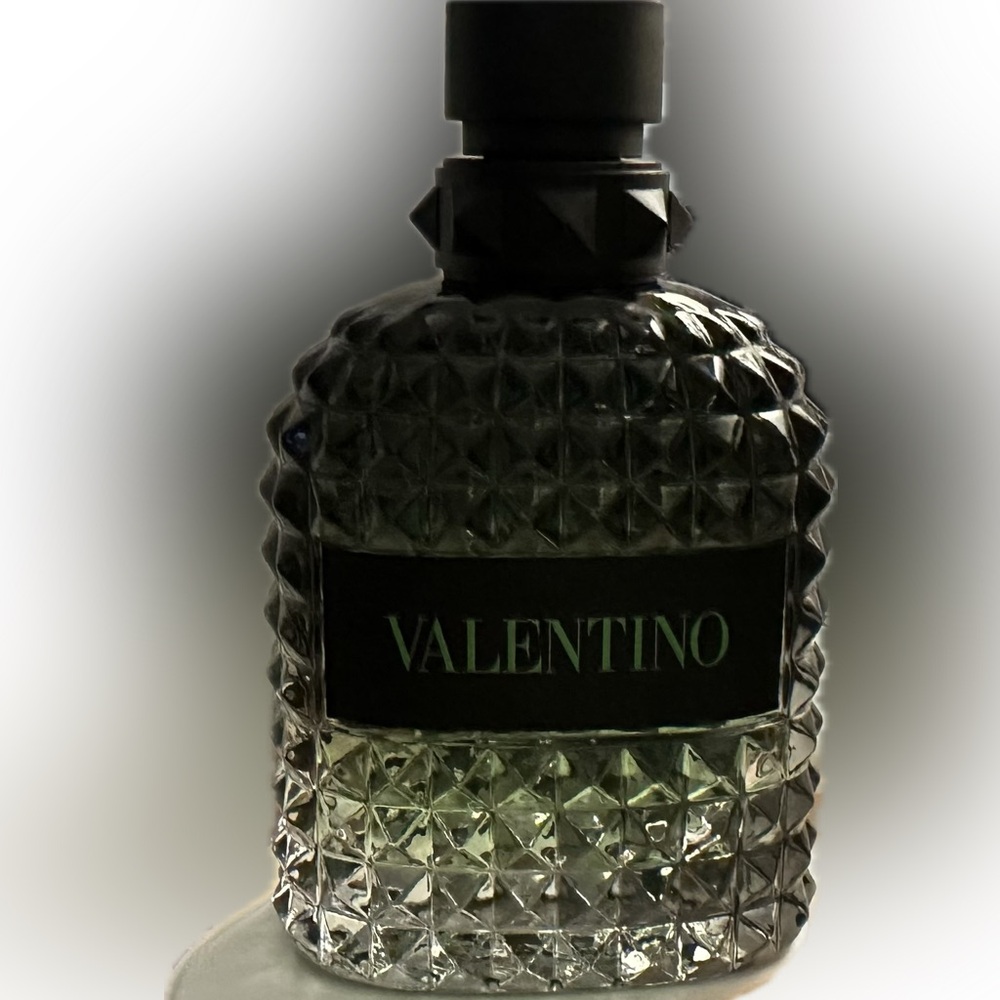 Valentino Uomo Green and Black Fragrance